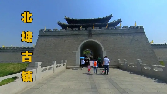 天津海边的600年古镇，高大城墙内古香古色，曾走出民国大总统