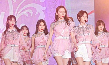 《炙热的我们》首发团齐聚 国风SING与日系SNH48上演王牌对决